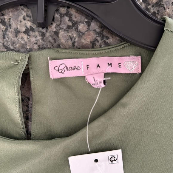 Crave  Fame Women's green Mock Turtleneck Sleeveless Bodysuit Size L - Picture 8 of 10